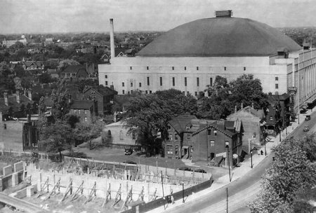 Loblaws-at-Maple-Leaf-Gardens-Exterior-big - On-Site Magazine