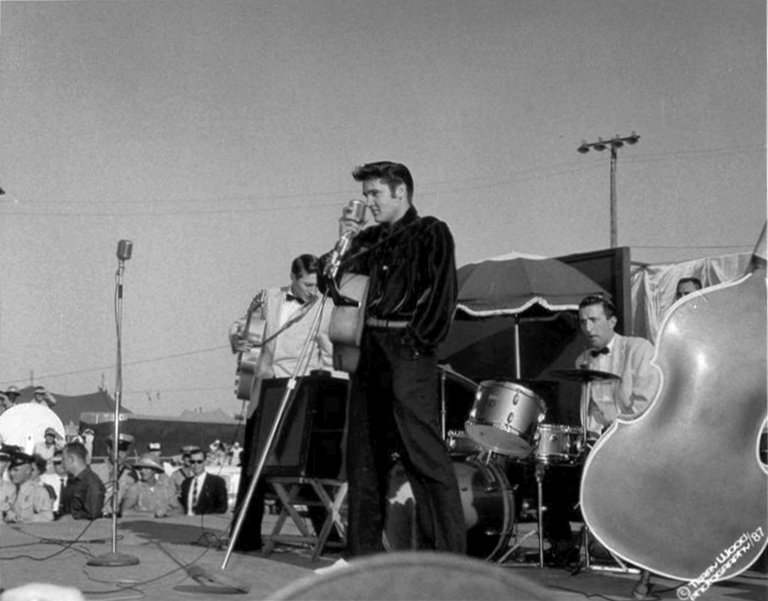 bucraft Elvis Presley ON Stage in Tupelo Mississippi in 1957-8X10 Photo DA-406